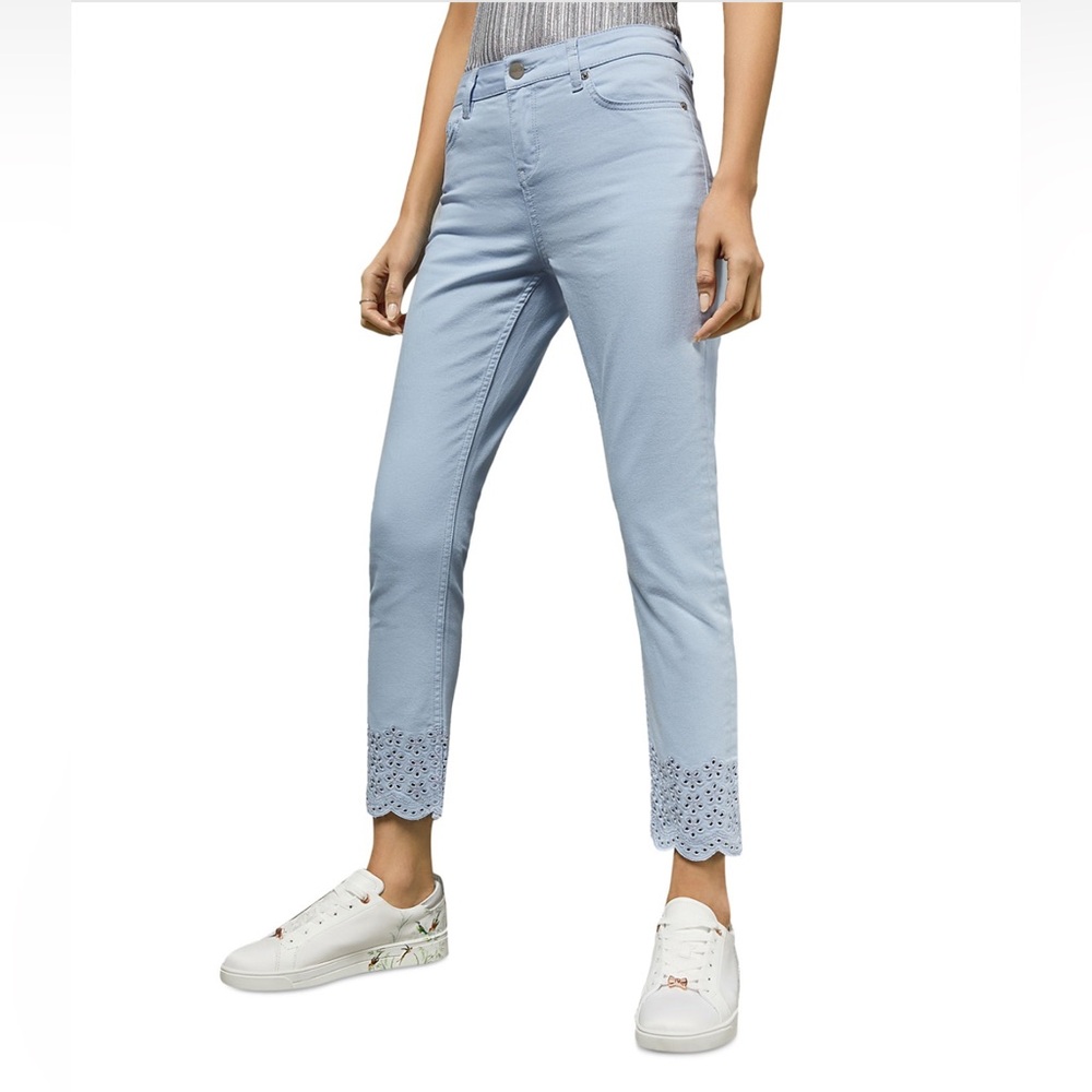 NWT Ted Baker London The Classic Skinny Light Blue Embroidered Hem Jean